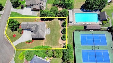 1515 Boomer Cir in Suwanee, GA - Building Photo - Building Photo