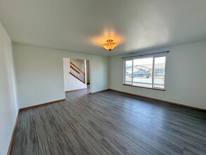 2108 Regal St in Ellensburg, WA - Building Photo - Building Photo