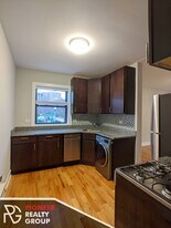 2812 N Mildred Ave, Unit 1 in Chicago, IL - Building Photo