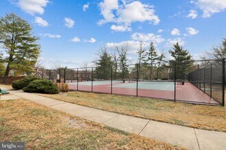 11416 Empire Ln in North Bethesda, MD - Building Photo - Building Photo