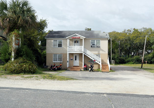 403 5th Ave N in Myrtle Beach, SC - Building Photo - Building Photo