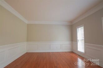 3552 Weddington Oaks Dr in Weddington, NC - Foto de edificio - Building Photo