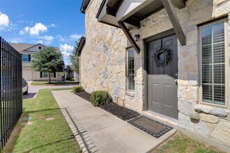 1513 Catalan Rd in Austin, TX - Building Photo - Building Photo