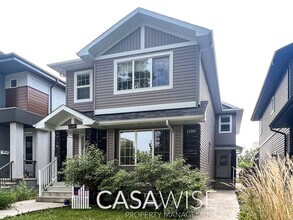 11307-11379 79 Ave NW in Edmonton, AB - Building Photo - Building Photo