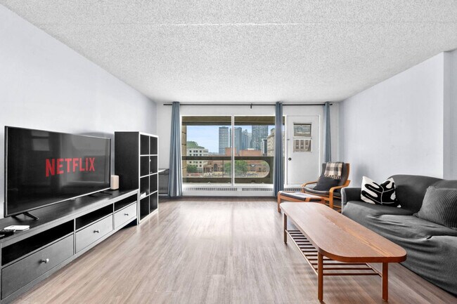 2411-221-226 6 Ave SE in Calgary, AB - Building Photo - Building Photo