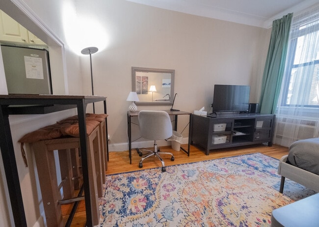 300 E 74th St, Unit SI ID1031989P