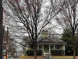 568 Auburn Ave NE in Atlanta, GA - Building Photo
