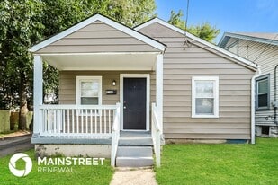 4144 Sunset Ave in Louisville, KY - Building Photo