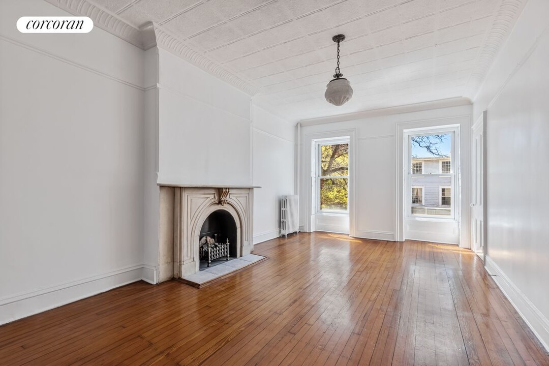 363 Pacific St in Brooklyn, NY - Building Photo