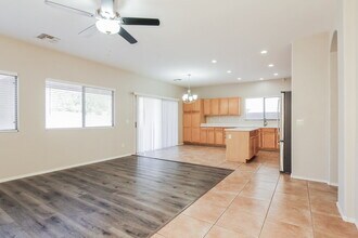 4728 W St Charles Ave in Phoenix, AZ - Building Photo - Building Photo