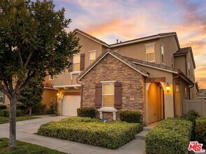 68 Revell Cir in Buena Park, CA - Building Photo - Building Photo