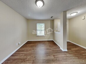 3306 Capsella Ln in Indianapolis, IN - Foto de edificio - Building Photo