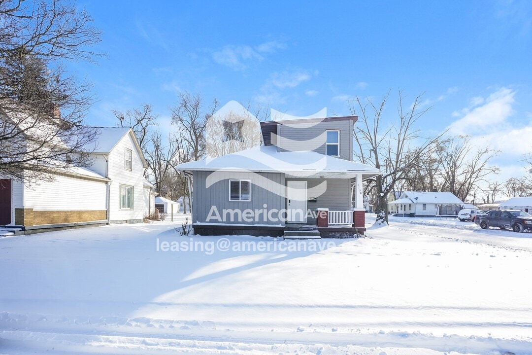 1138 Queen St in South Bend, IN - Foto de edificio