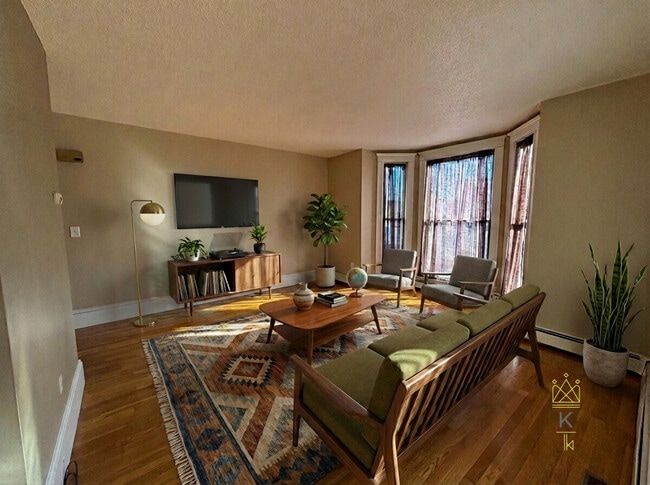 property at 14 Mt Vernon St