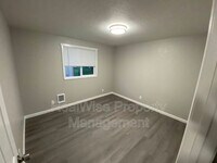 902 S Comstock Rd photo'