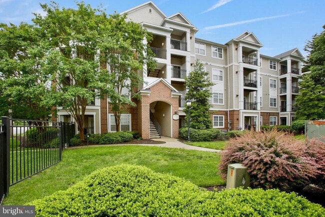 property at 12937 Centre Park Cir