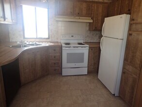 1126 Strecker St in Ridgecrest, CA - Building Photo - Building Photo
