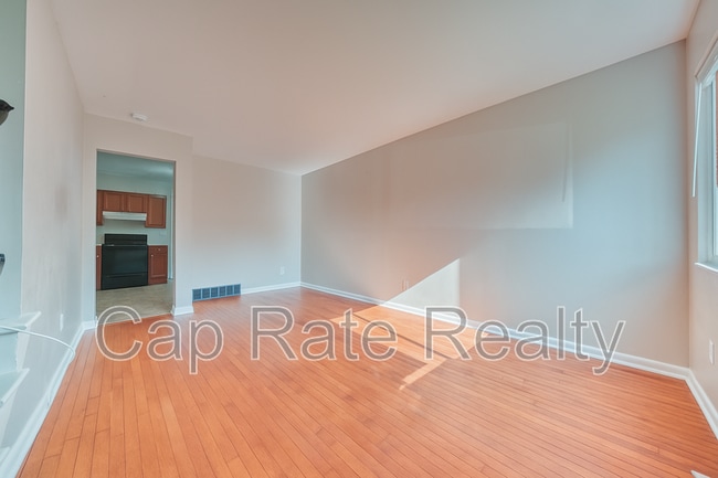 391 Barnett Rd in Columbus, OH - Building Photo - Building Photo