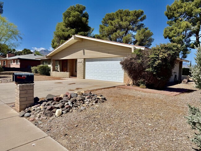 3028 S Fairway Ave in Thatcher, AZ - Building Photo - Building Photo