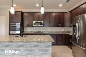 8351 Olive Brook Dr in Wesley Chapel, FL - Building Photo - Building Photo