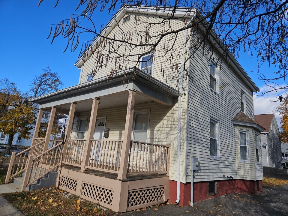 91 Andrew St in Springfield, MA - Foto de edificio