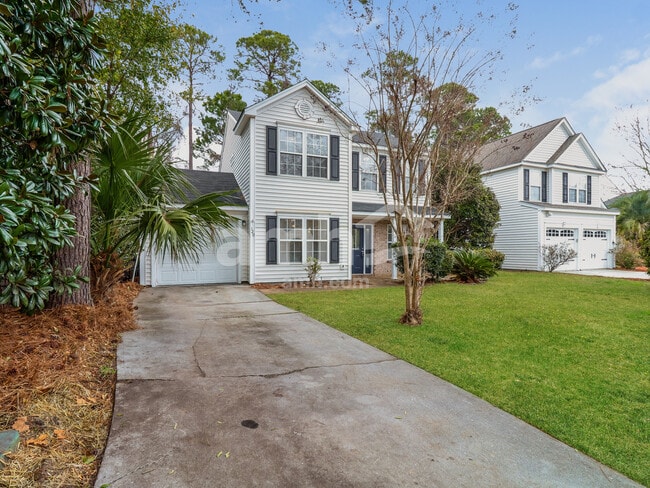 120 Lake Linden Dr in Bluffton, SC - Foto de edificio - Building Photo