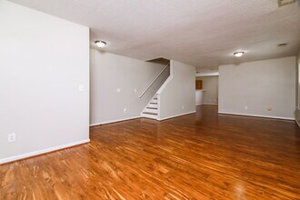 3323 Marshlane Way in Raleigh, NC - Building Photo - Building Photo