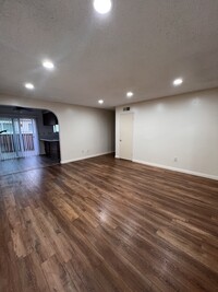 414 W Kelly Ave, Unit #C in Orange, CA - Foto de edificio - Building Photo