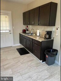 512 Arndt Ave photo'