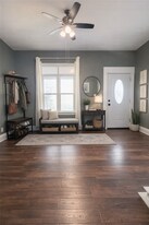 523 Tracy Ave in Kansas City, MO - Building Photo