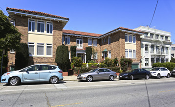 320-324 El Camino del Mar in San Francisco, CA - Building Photo - Building Photo