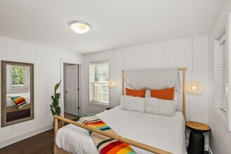 2021 Beech Ave in Nashville, TN - Building Photo - Building Photo