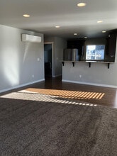8841 Line Rd in Lynden, WA - Building Photo - Building Photo