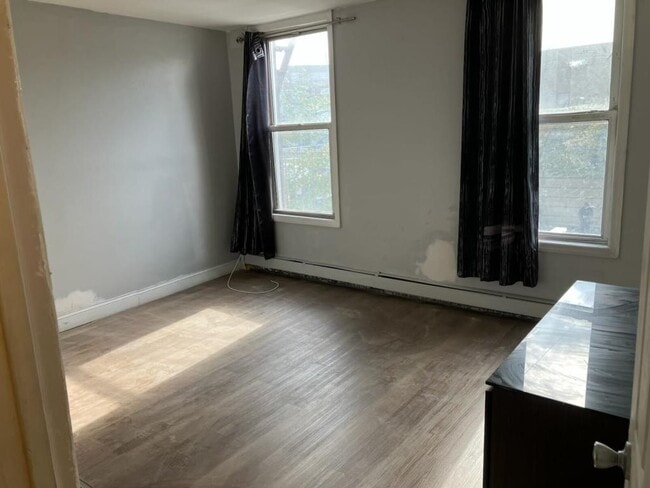 1372 Zerega Ave in Bronx, NY - Building Photo - Building Photo