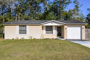8319 Gullege Dr in Jacksonville, FL - Building Photo
