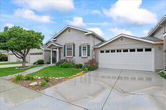 236 E Masters Ct in Boise, ID - Building Photo - Building Photo
