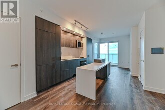 370 Martha St in Burlington, ON - Building Photo - Building Photo