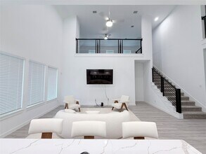 1609 Sunbend Ln in Katy, TX - Building Photo - Building Photo