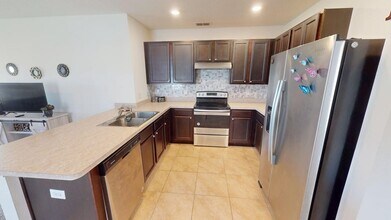 156 Eagleview Loop in Davenport, FL - Building Photo - Building Photo