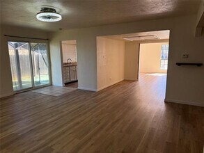 2114 Alder Trail in Grand Prairie, TX - Building Photo - Building Photo