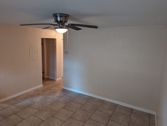 4512 E 10th Ave in Tampa, FL - Building Photo - Building Photo