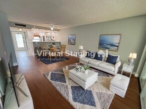 6000 NW 64th Ave in Fort Lauderdale, FL - Building Photo - Building Photo