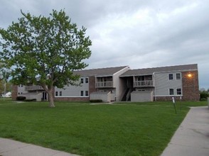 Old Farm Village Apartments in Columbus Grove, OH - Building Photo - Building Photo