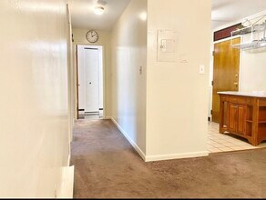 2108 Phillips Rd, Unit 47 in New Bedford, MA - Foto de edificio - Building Photo