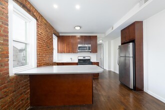 386 Bergen Ave in Jersey City, NJ - Building Photo - Building Photo