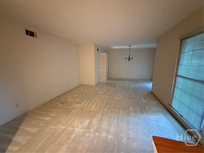 10804 Dorchester Rd in Savannah, GA - Building Photo - Building Photo