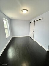1 Gotthart St in Newark, NJ - Building Photo - Building Photo