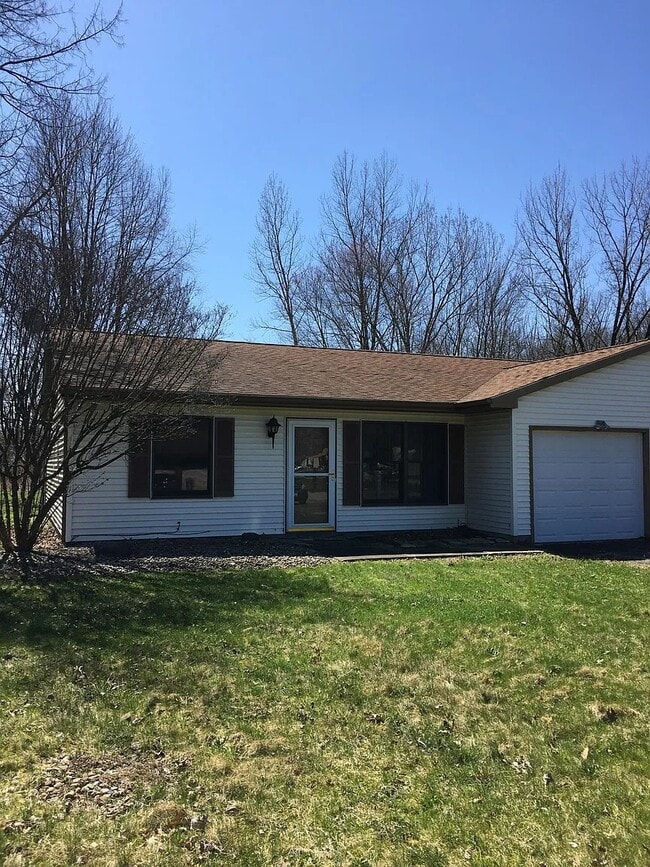 7550 Anderson Ave NE Rentals in Warren, OH