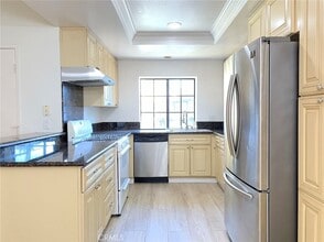 2303 Presado Dr, Unit B in Diamond Bar, CA - Foto de edificio - Building Photo