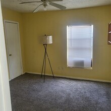 1005 E 35th St in Houston, TX - Building Photo - Building Photo